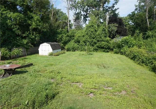 Photo 38 of Sale Pending at 25 Beechwood Dr, Rochester, NY 14606 | MLS# R1697528 | Listing updated on 2026-08-04