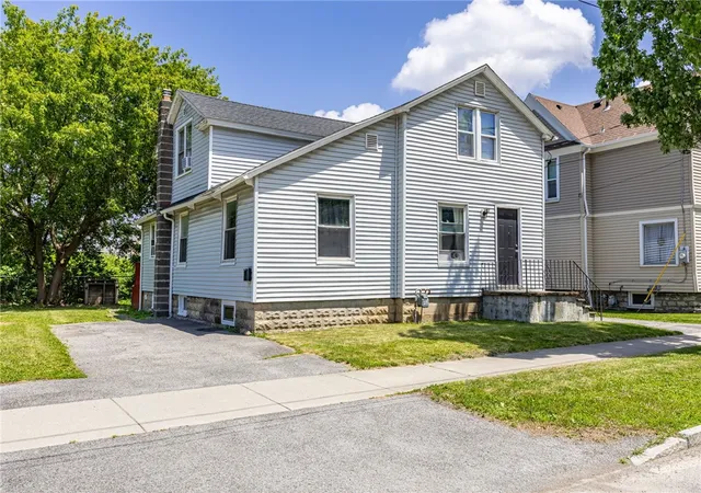 Photo 1 of Sale Pending at 26 S Main St, Batavia, NY 14020 | MLS# R1697094 | Listing updated on 2026-07-14