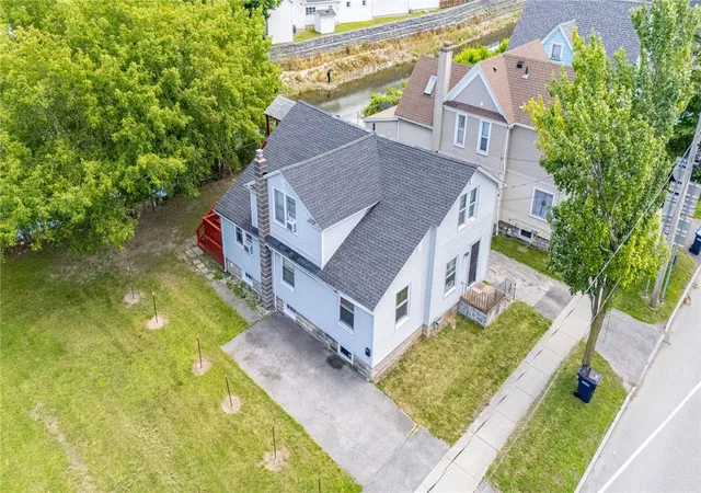 Photo 3 of Sale Pending at 26 S Main St, Batavia, NY 14020 | MLS# R1697094 | Listing updated on 2026-07-14
