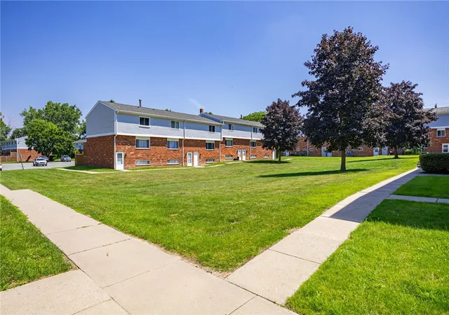 30th image of 275/103 Owens Rd, Sweden, NY 14420 | MLS# R1697509