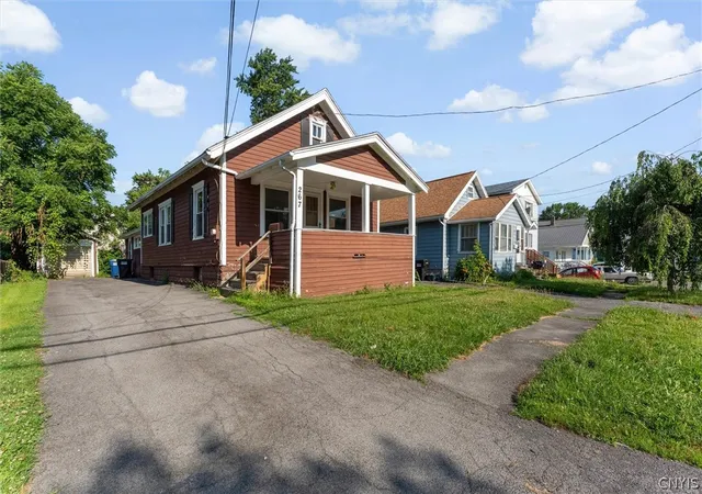 1st image of 267 N Collingwood Ave, Syracuse, NY 13206 | MLS# S1696824