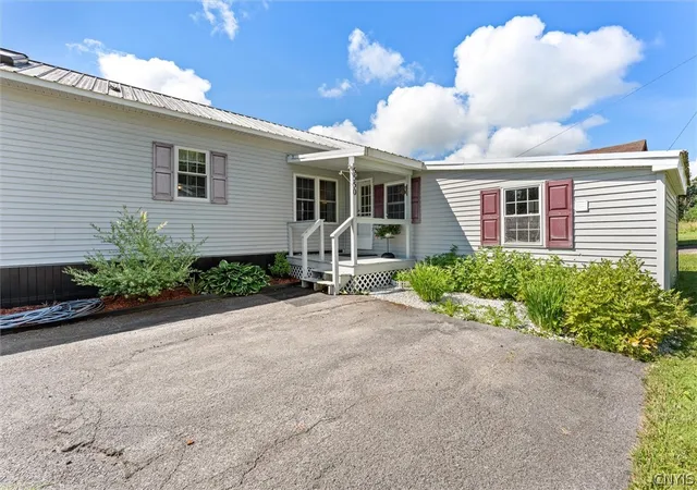 Photo 3 of Sale Pending at 5550 Huntington Camp Rd, Eaton, NY 13334 | MLS# S1695240 | Listing updated on 2026-08-02