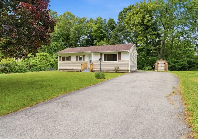 Homes for sale in Henrietta, NY | 152 Princess Dr, Henrietta, NY 14623 | MLS# R1697608