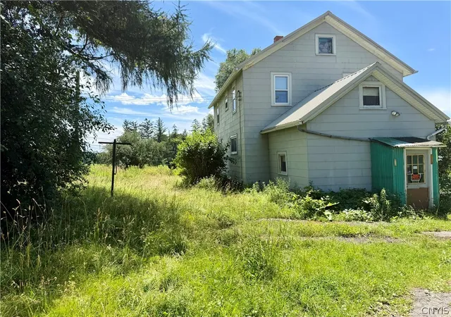 Photo 3 of Sale Pending at 195 Cortland Rd, Dryden, NY 13053 | MLS# S1697227 | Listing updated on 2026-07-22