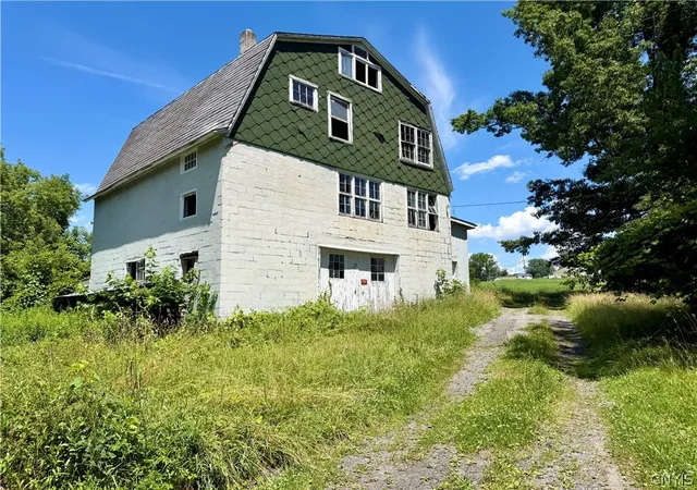 Photo 4 of Sale Pending at 195 Cortland Rd, Dryden, NY 13053 | MLS# S1697227 | Listing updated on 2026-07-22