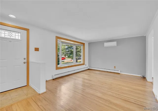 Homes for sale in Tonawanda, NY | 409 Northwood Dr, Tonawanda, NY 14223 | MLS# B1694603