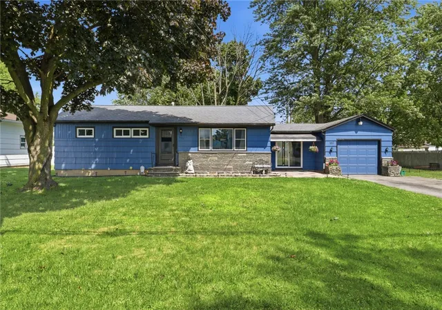 Homes for sale in Gates, NY | 152 Ardella St, Gates, NY 14606 | MLS# R1696908