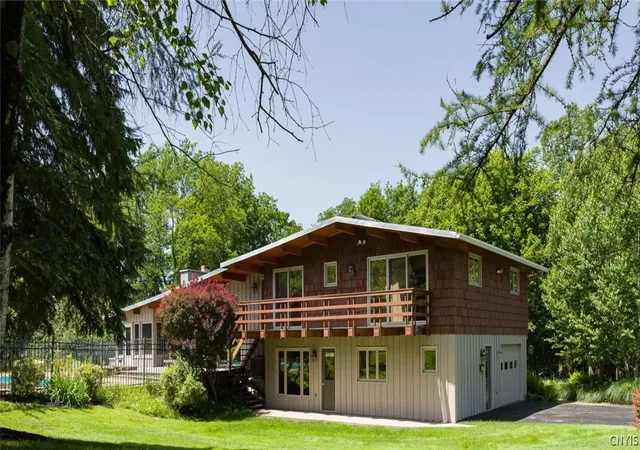 2nd image of 272 Green St, Watertown City, NY 13601 | MLS# S1695060