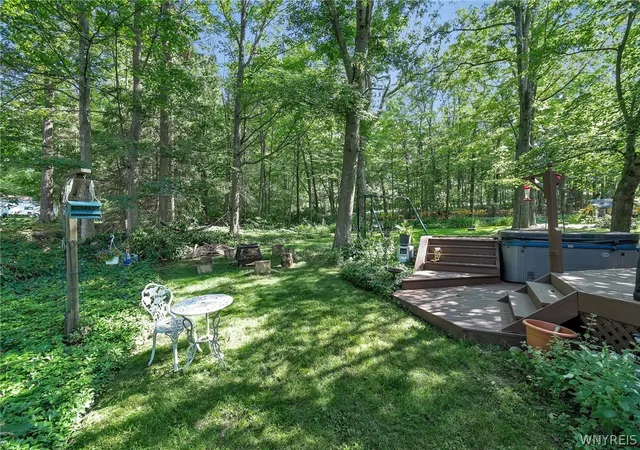 Photo 3 of Sale Pending at 5508 George Dr, Hamburg, NY 14075 | MLS# B1697623 | Listing updated on 2026-07-30