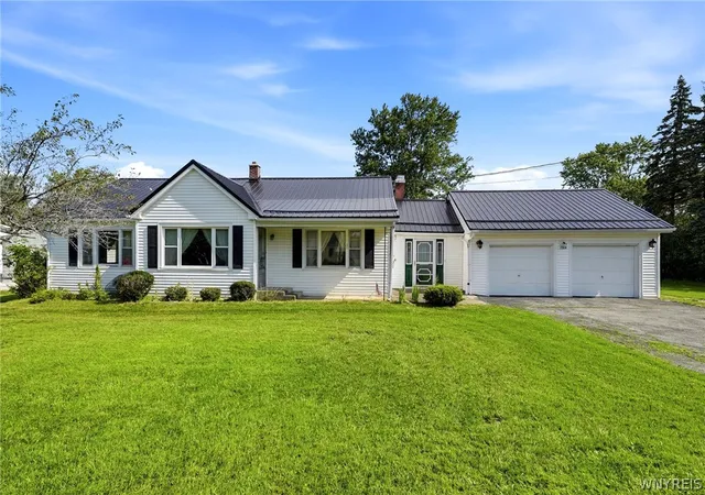 1st image of 7304 Michael Rd, Orchard Park, NY 14127 | MLS# B1693672