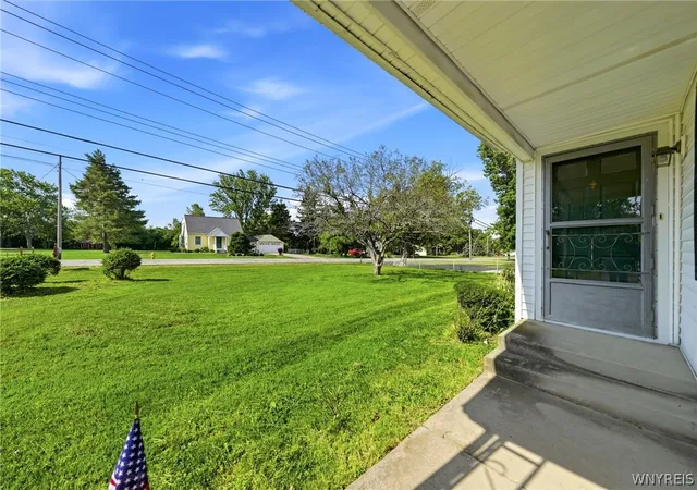 5th image of 7304 Michael Rd, Orchard Park, NY 14127 | MLS# B1693672