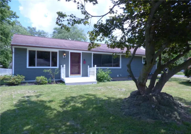 Homes for sale in Irondequoit, NY | 6 Forest Ave, Irondequoit, NY 14622 | MLS# R1697424