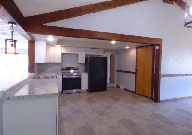 Homes for sale in Irondequoit, NY | 6 Forest Ave, Irondequoit, NY 14622 | MLS# R1697424