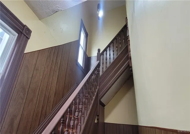9th image of 26 Mccollum St, Lockport, NY 14094 | MLS# B1697654