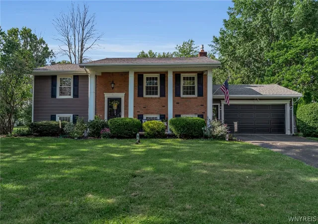 Photo 1 of Single family home for sale at 480 Brookshire Rd, Youngstown, NY 14174 | MLS# B1697679 | Listing updated on 2026-07-26