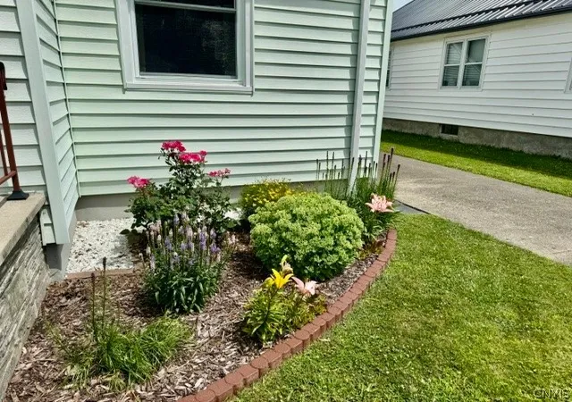 Photo 3 of Sale Pending at 18 Stewart Pl, Cortland, NY 13045 | MLS# S1697544 | Listing updated on 2026-07-28