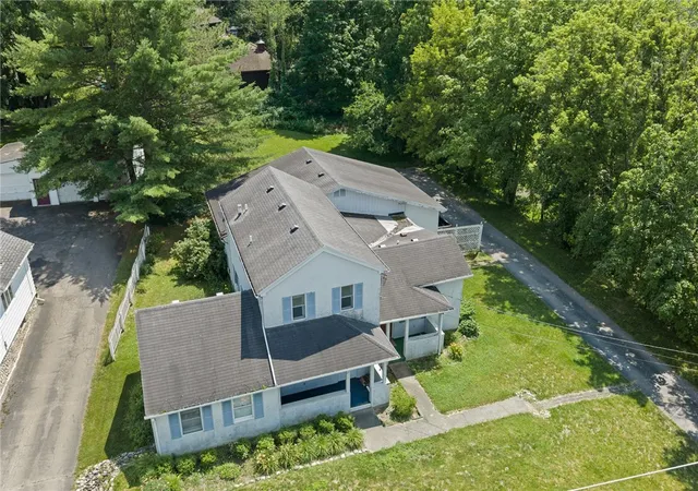 Homes for sale in Mendon, NY | 21 Victor Mendon Rd, Mendon, NY 14506 | MLS# R1697729
