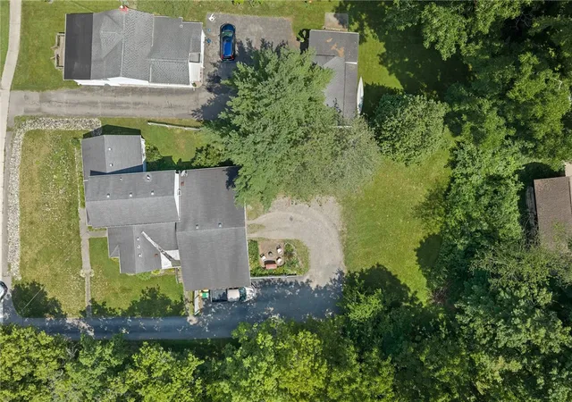 Homes for sale in Mendon, NY | 21 Victor Mendon Rd, Mendon, NY 14506 | MLS# R1697729