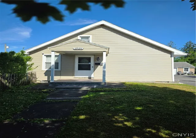 Homes for sale in Utica, NY | 1226 Hilton Ave, Utica, NY 13501 | MLS# S1697716