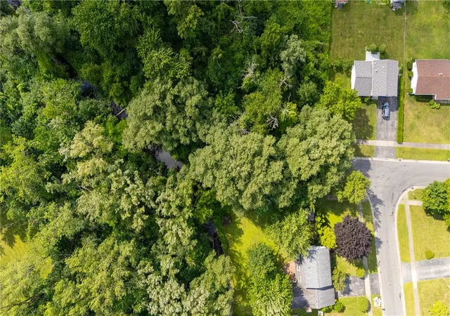 21st image of Paddington Dr, Rochester, NY 14624 | MLS# R1697745