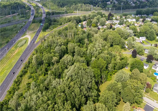5th image of Paddington Dr, Rochester, NY 14624 | MLS# R1697745