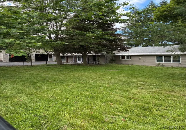 Photo 1 of Sale Pending at 5901 Beadle Dr, Jamesville, NY 13078 | MLS# S1697760 | Listing updated on 2026-07-14