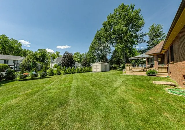 Homes for sale in Greece, NY | 574 Melwood Dr, Greece, NY 14626 | MLS# R1697763