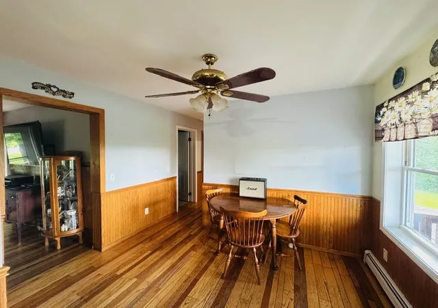 5th image of 31 Myslivecek Rd, Baldwin, NY 14861 | MLS# R1697722