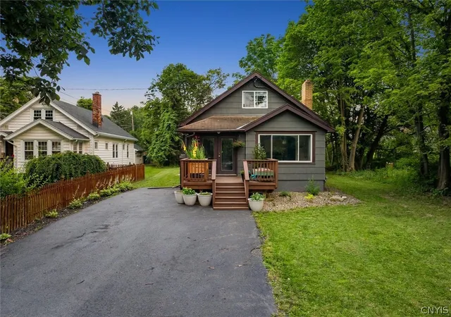 Photo 1 of Sale Pending at 5904 E Seneca, Jamesville, NY 13078 | MLS# S1697241 | Listing updated on 2026-07-15