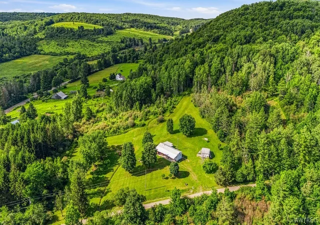 Photo 4 of Manufactured home for sale at 4218-4228 Kenyon Rd, Franklinville, NY 14737 | MLS# B1697676 | Listing updated on 2026-07-17