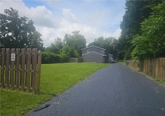 2nd image of 287 293 Orchard St, Rochester, NY 14606 | MLS# R1697307