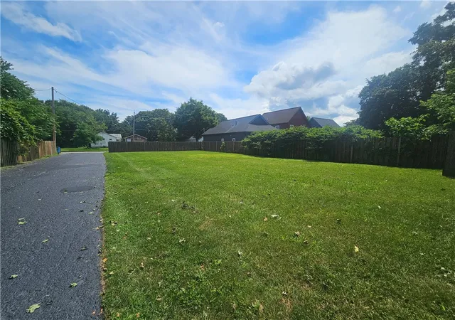 Listing Photo 5 - Condo for sale in building located at 287-293 Orch St, Rochester, NY 14606