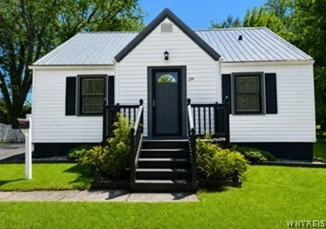 2nd image of 139 Allendale Rd, West Seneca, NY 14224 | MLS# B1695120