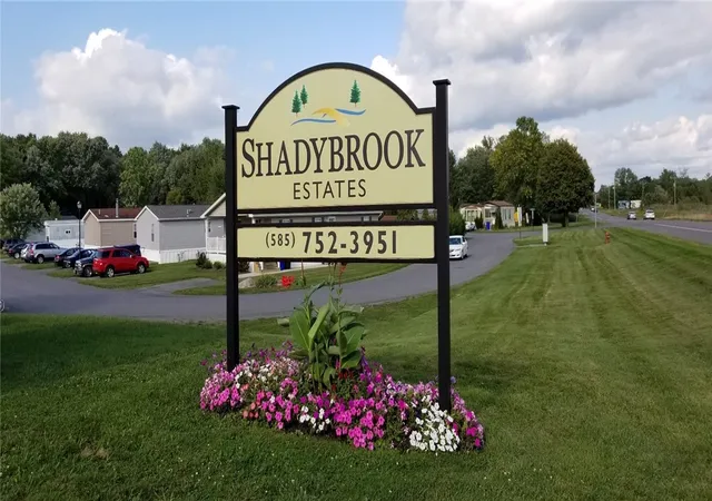 Photo 30 of Manufactured home for sale at 117 Oakleaf Dr, Weedsport, NY 13166 | MLS# R1697829 | Listing updated on 2026-07-21