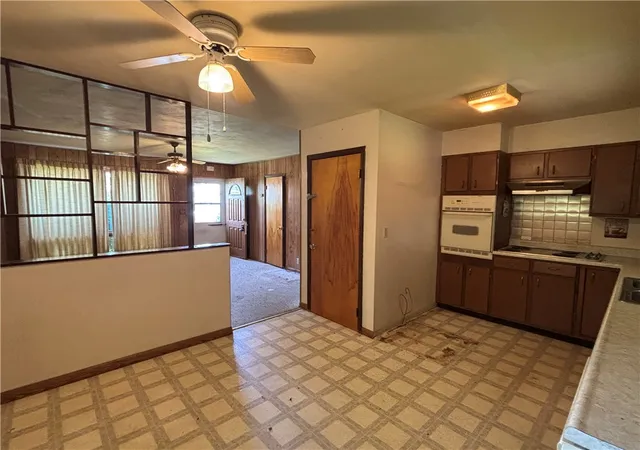 4th image of 9 Gilbert St, Oneonta, NY 13820 | MLS# R1691371