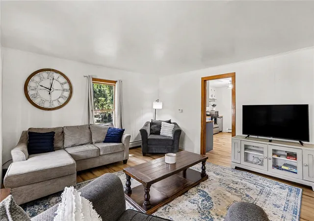 Photo 4 of Sale Pending at 217 Howell St, Palmyra, NY 14522 | MLS# R1697550 | Listing updated on 2026-07-31