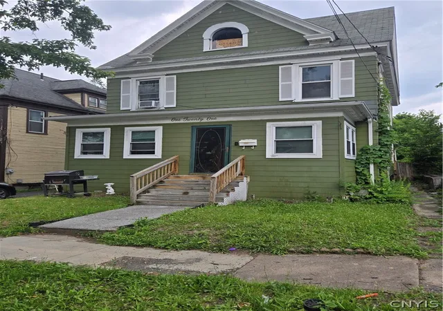 Photo 1 of Sale Pending at 121 E Lafayette Ave, Syracuse, NY 13205 | MLS# S1697741 | Listing updated on 2026-07-28