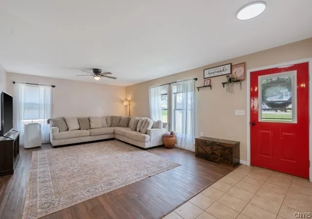 Photo 3 of Sale Pending at 31 Franklin Ave, Oswego, NY 13126 | MLS# S1697832 | Listing updated on 2026-07-27