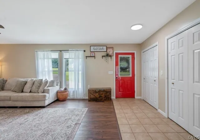 Photo 4 of Sale Pending at 31 Franklin Ave, Oswego, NY 13126 | MLS# S1697832 | Listing updated on 2026-07-27