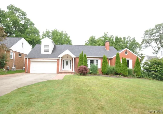 1st image of 58 Ivyhurst Rd, Buffalo, NY 14226 | MLS# B1697853