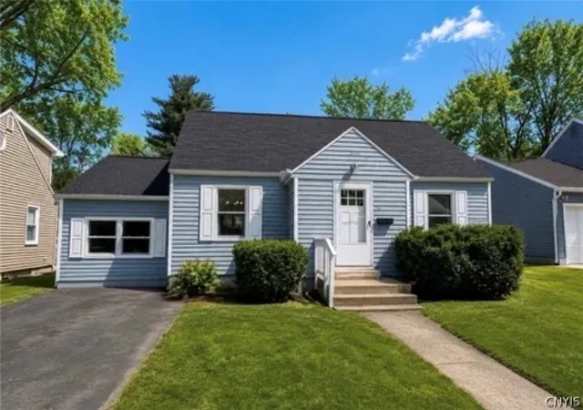 1st image of 15 Woodlawn Ave E, Utica, NY 13501 | MLS# S1697833
