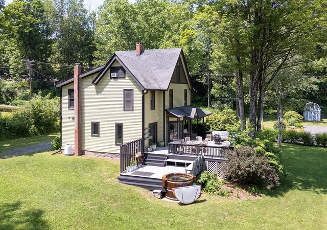 Photo 1 of Single family home for sale at 165 Bragg Holw Rd, Halcottsville, NY 12438 | MLS# R1697376 | Listing updated on 2026-08-04