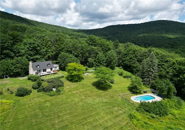 Photo 45 of Single family home for sale at 340 Roxi Ln, Roxbury, NY 12474 | MLS# R1697421 | Listing updated on 2026-08-04