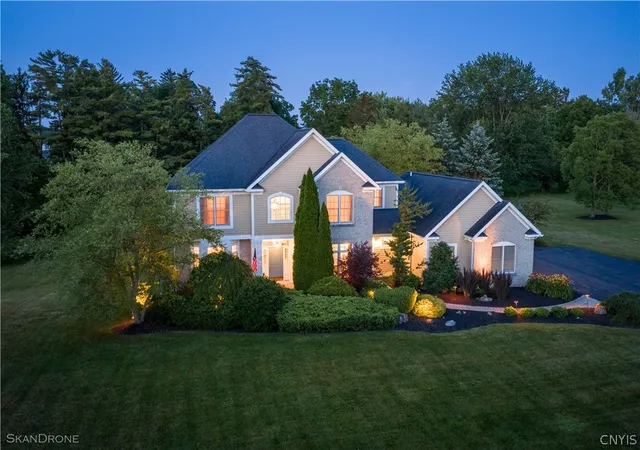 1st image of 19 Kane Ave, Skaneateles, NY 13152 | MLS# S1693241