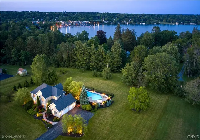 2nd image of 19 Kane Ave, Skaneateles, NY 13152 | MLS# S1693241