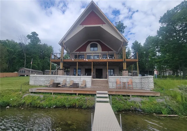 1st image of 6853 W Lake Rd, Castile, NY 14427 | MLS# R1697827
