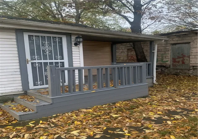 Photo 3 of Single family home for sale at 388 Smith St, Rochester, NY 14608 | MLS# R1697863 | Listing updated on 2026-07-23