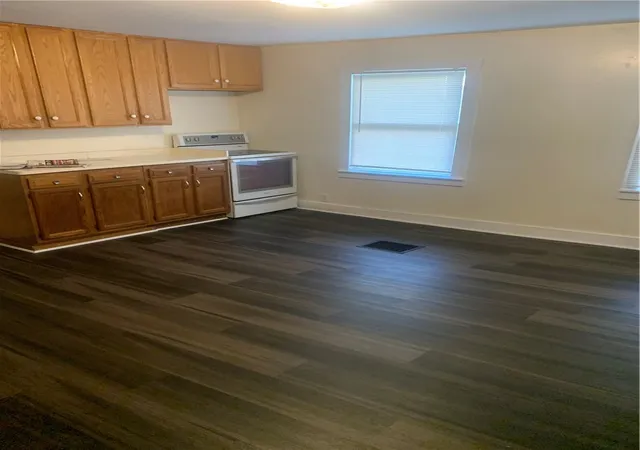 Photo 4 of Single family home for sale at 388 Smith St, Rochester, NY 14608 | MLS# R1697863 | Listing updated on 2026-07-23