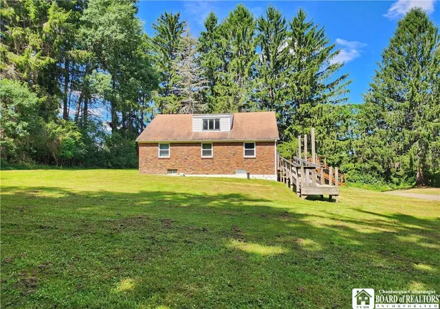 Photo 3 of Sale Pending at 1492 Forest Ave Ext, Jamestown, NY 14701 | MLS# R1697851 | Listing updated on 2026-07-26