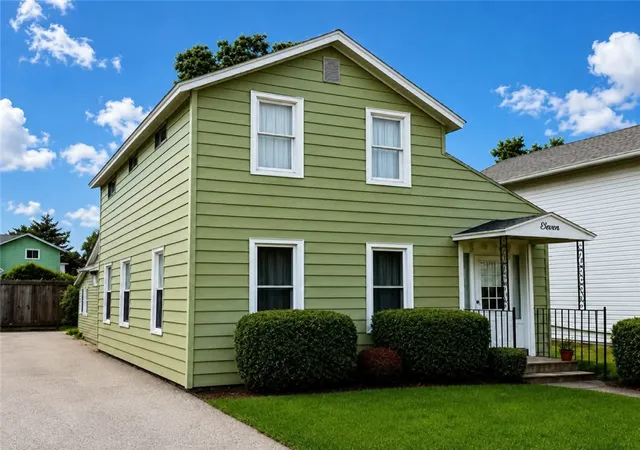 Photo 1 of Sale Pending at 11 Mynderse St, Seneca Falls, NY 13148 | MLS# R1697794 | Listing updated on 2026-07-17